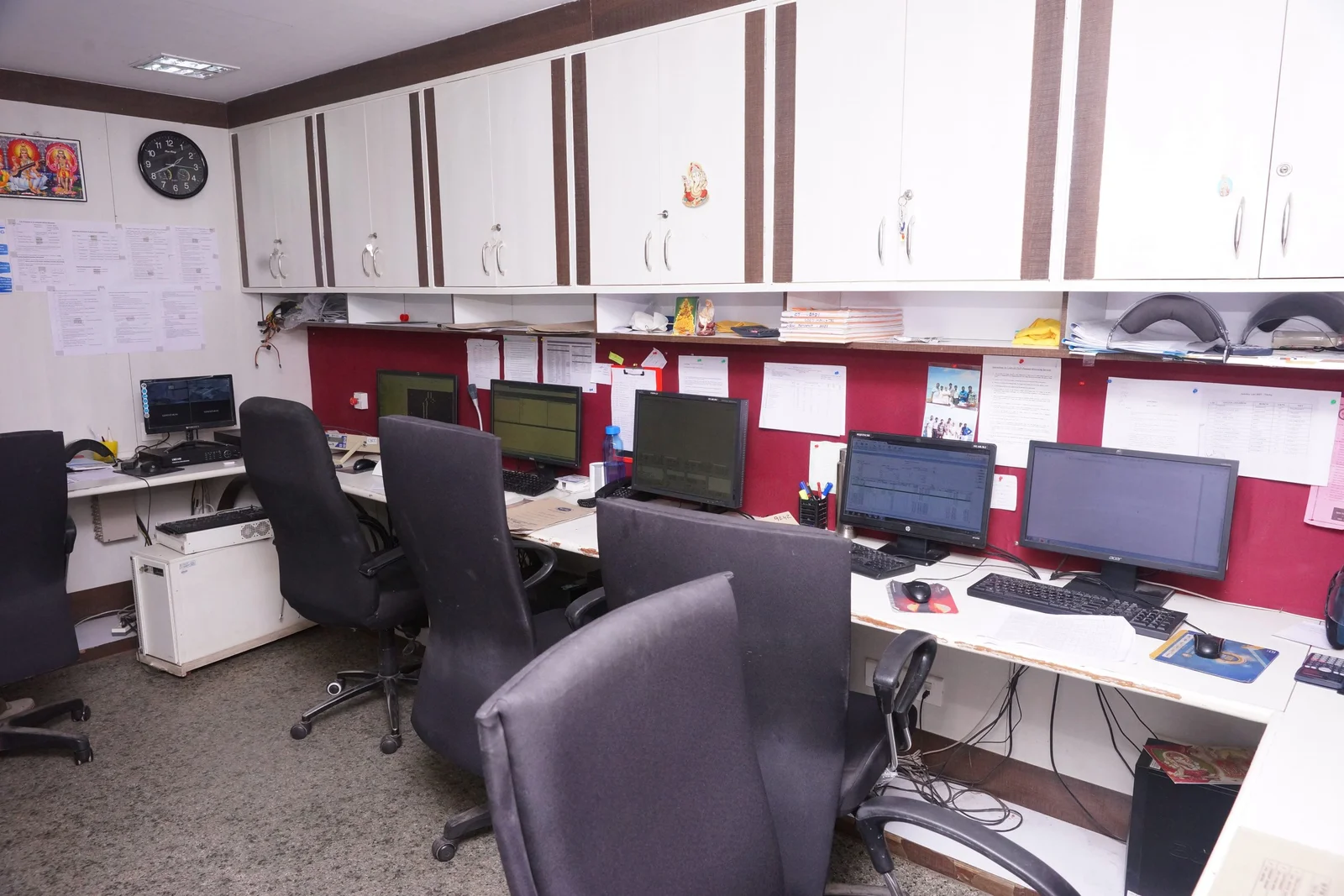 Hospital Insurance Assistance and Help Desk Services